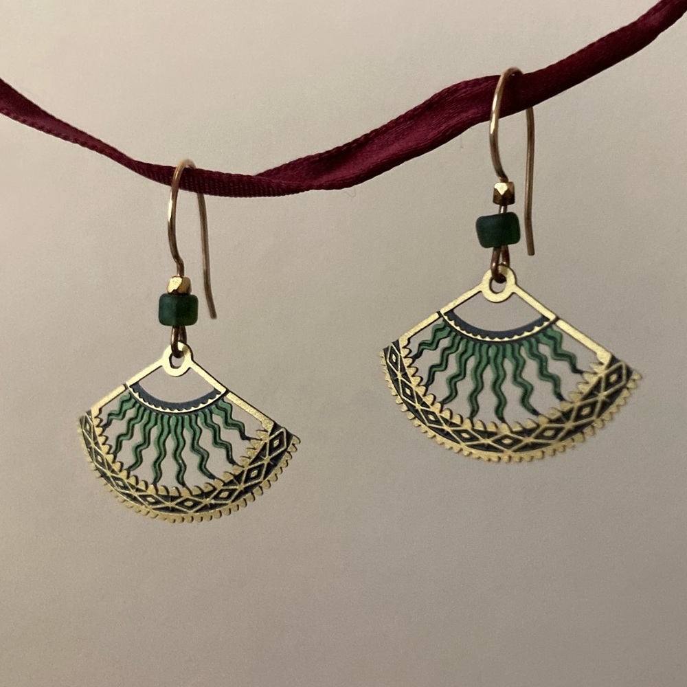 Fan earrings - Picture 2 of 5